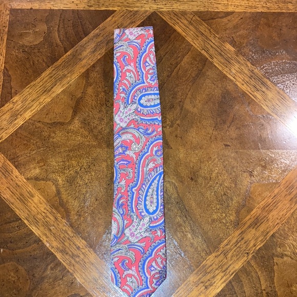J. Z. Richards. Paisley tie. - Picture 2 of 7